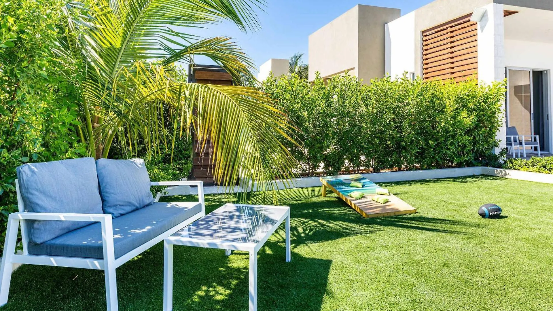 Stylish 1Br Villa Suite Shared Outdoor Amenities Long Bay