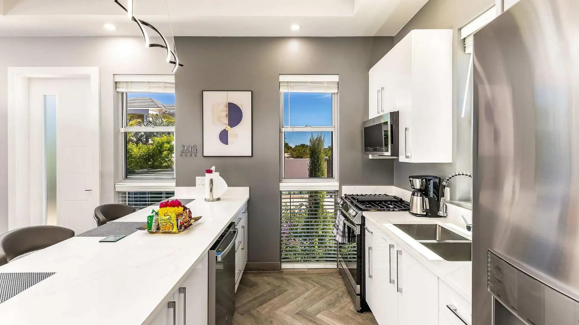 Stylish 1Br Villa Suite Shared Outdoor Amenities Long Bay