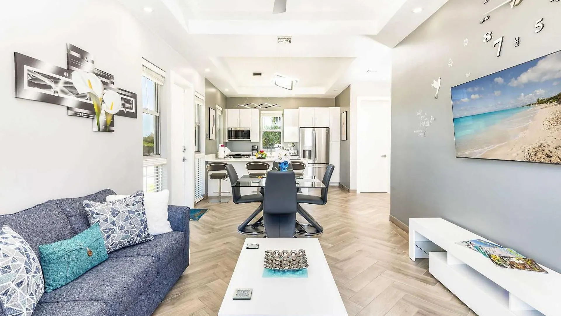 Stylish 1Br Villa Suite Shared Outdoor Amenities Long Bay