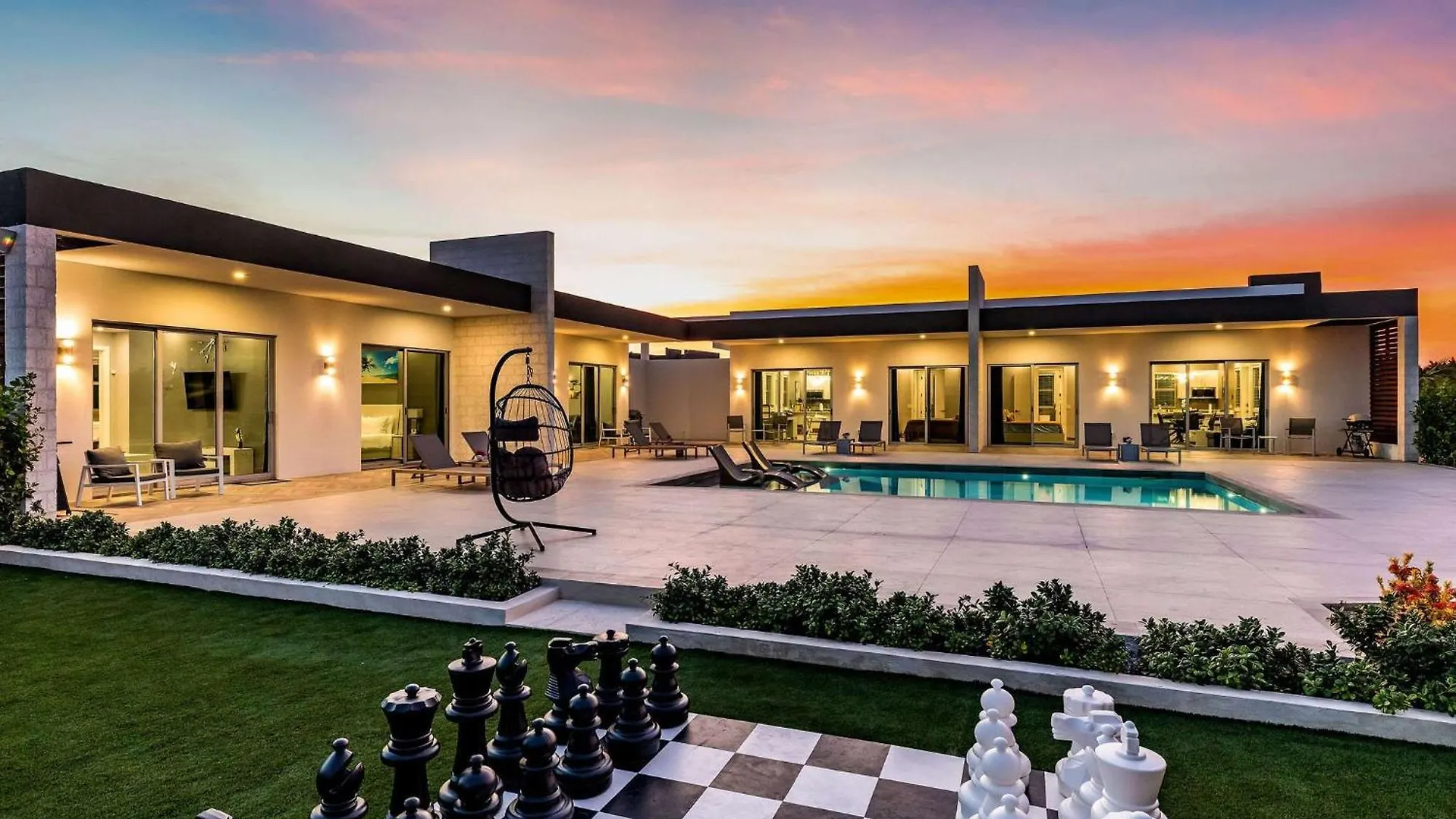 Stylish 1Br Villa Suite Shared Outdoor Amenities Long Bay